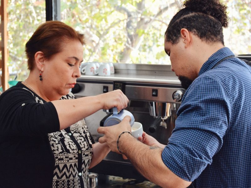 CURSO DE BARISTA - LATTE ART